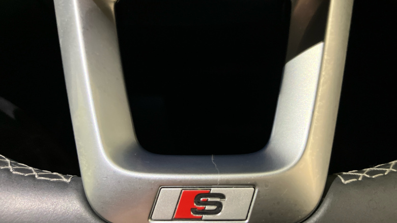 Audi Q5 50 TFSI e Quattro S Line 5dr S Tronic Estate